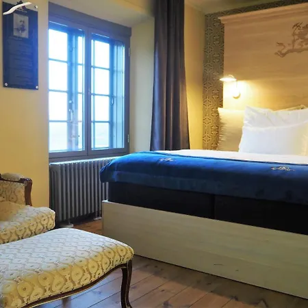 מלון Castle & 3*